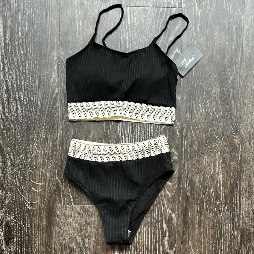 NEW!! Sporty Black and White Crochet Trim Bikini
